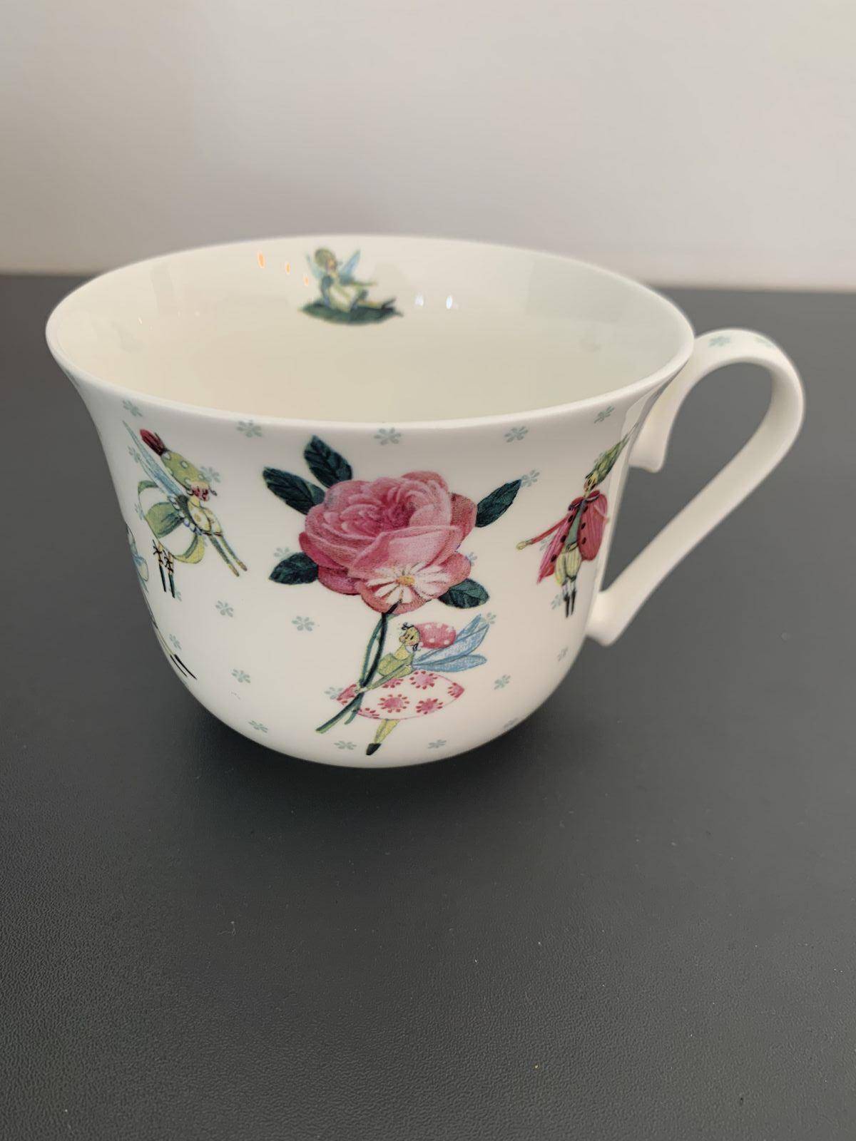 Porcelánový hrnek